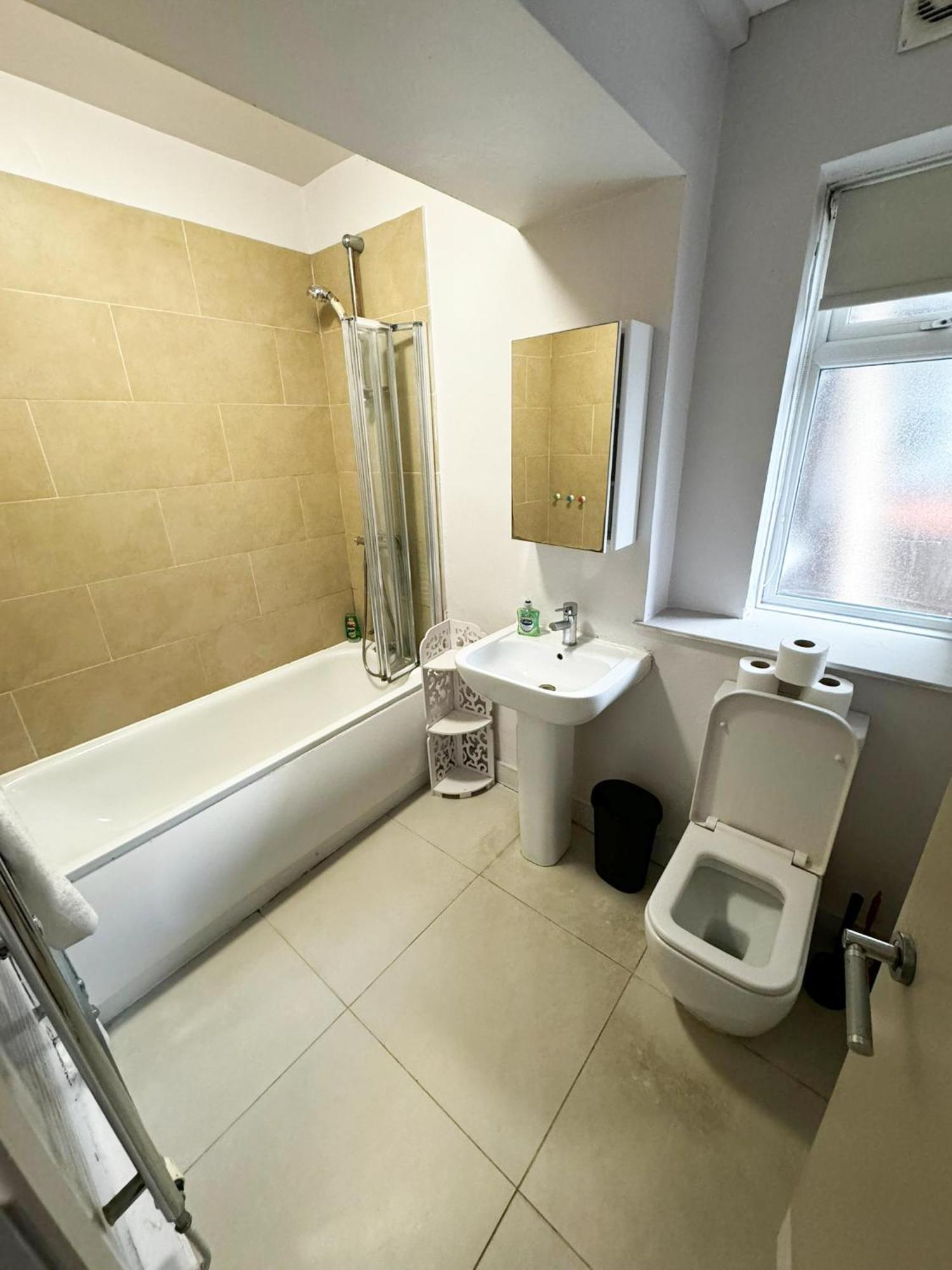 Cricklewood Apartment Лондон Екстер'єр фото
